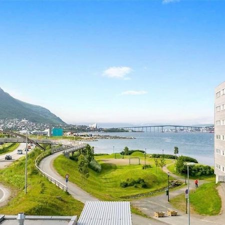 Northern Dreams Apartment With Free Parking Tromsø Esterno foto